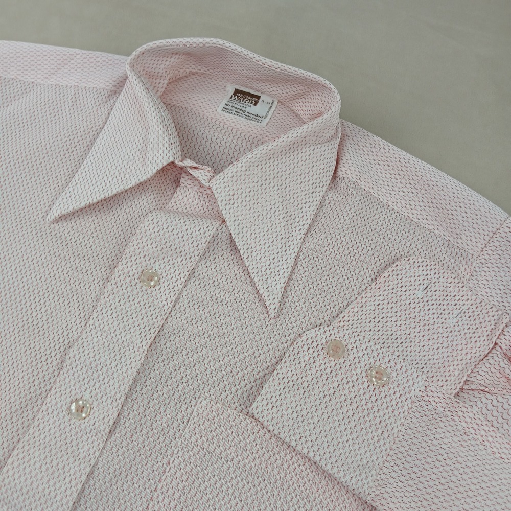 VTG Montgomery Ward Small 15 33 Mens Shirt 70s Butterfly Dagger Knit‎ 19x26